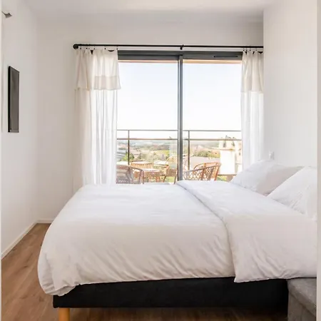 2 Bedroom Sun & Terrace With Sea View