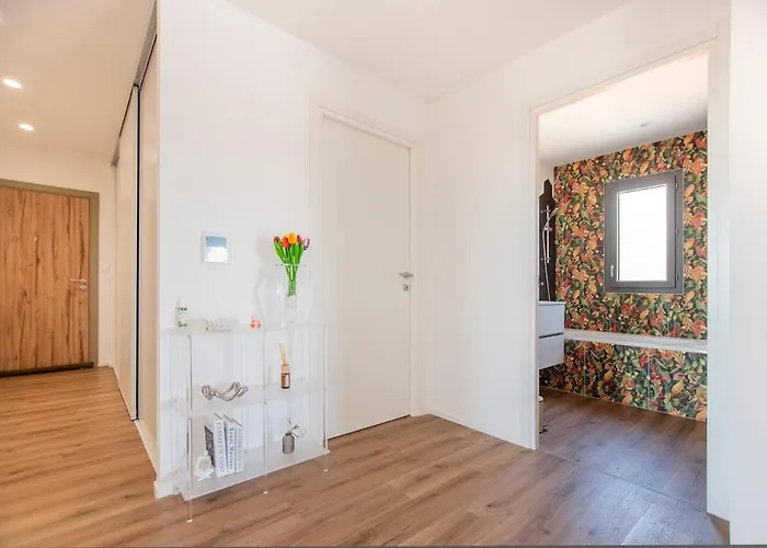 公寓 2 Bedroom Sun & Terrace With Sea View *