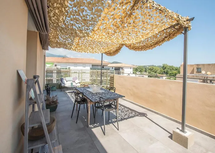 2 Bedroom Sun & Terrace With Sea View 公寓 圣尼科劳