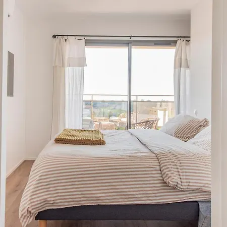 Appartement 2 Bedroom Sun & Terrace With Sea View *