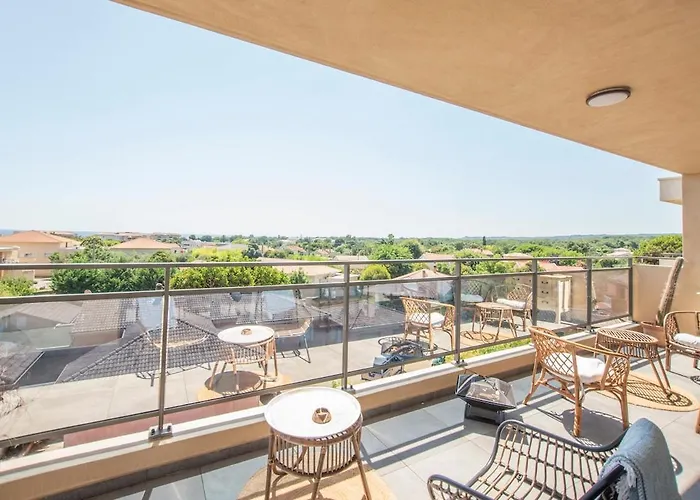 2 Bedroom Sun & Terrace With Sea View